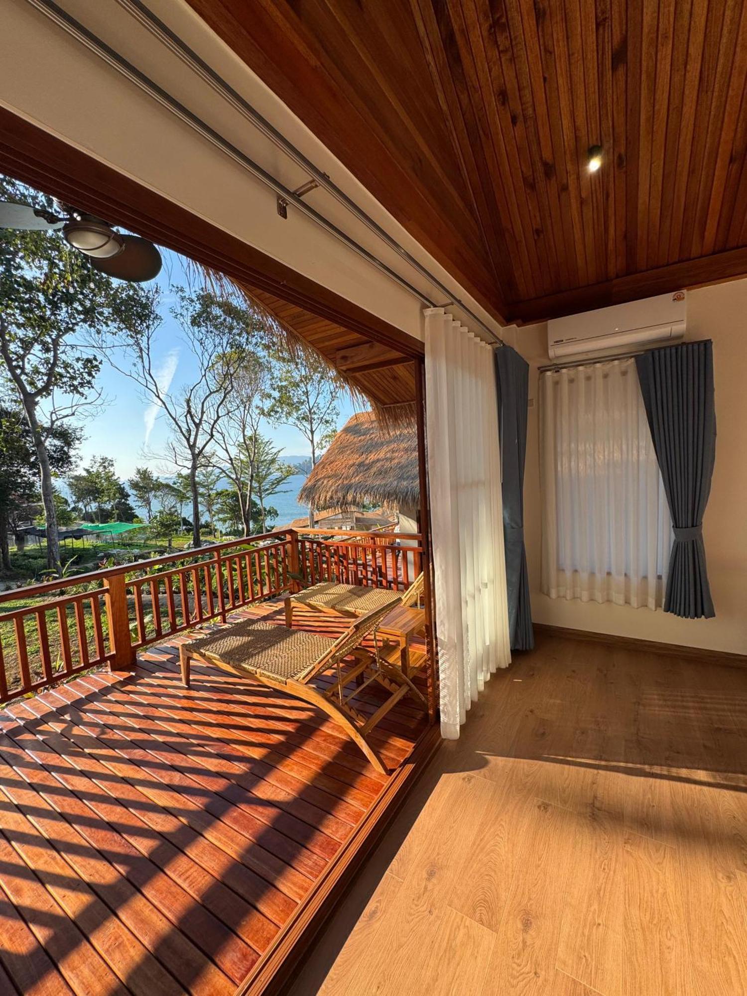 Ten Moons Sunset Villas Koh Lipe Exterior foto