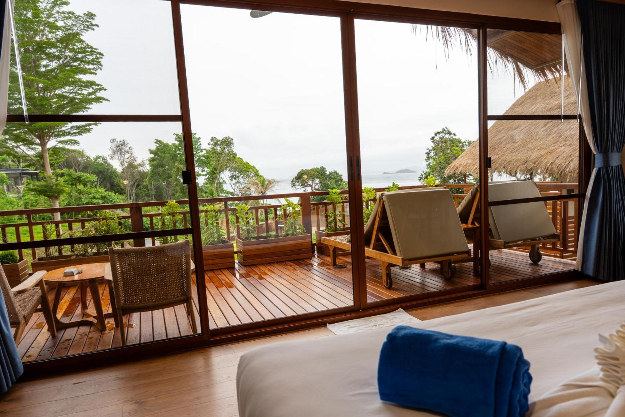 Ten Moons Sunset Villas Koh Lipe Exterior foto